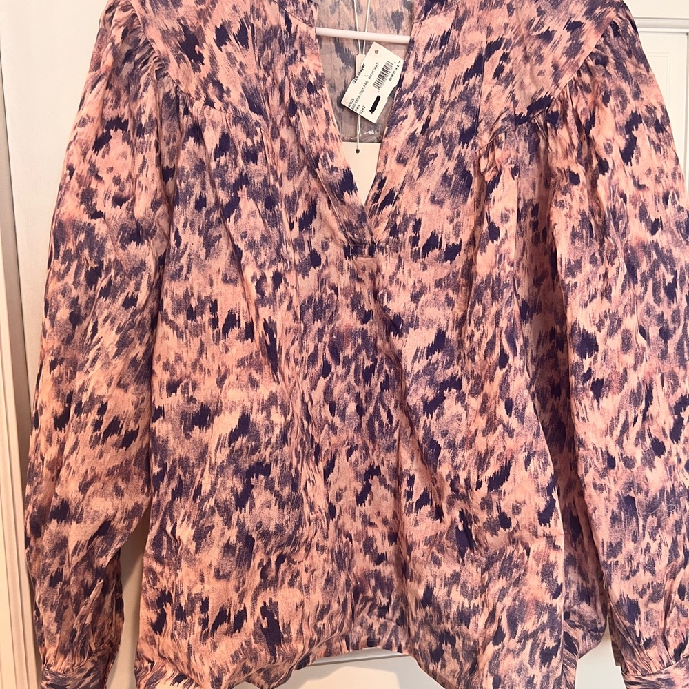 Women's Pink and Purple Patterned Top